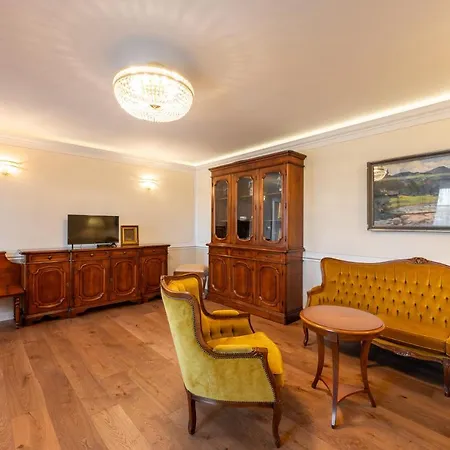 Zamecek - Chateau Lany - Depandance Stroodel Břeclav