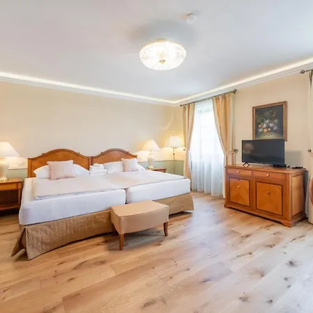 Zamecek - Chateau Lany - Depandance Stroodel 宾馆 Břeclav