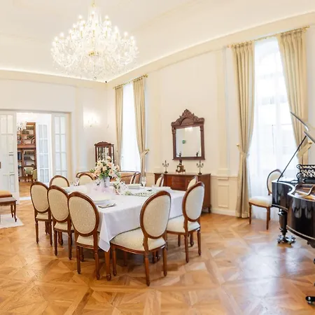 Zámeček - Chateau Lány - Depandance Stroodel *