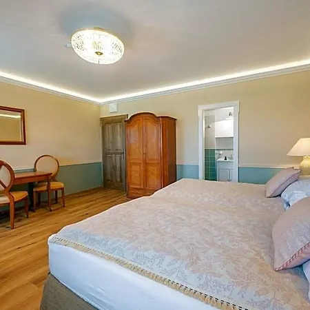 Zámeček - Chateau Lány - Depandance Stroodel Estalagem *