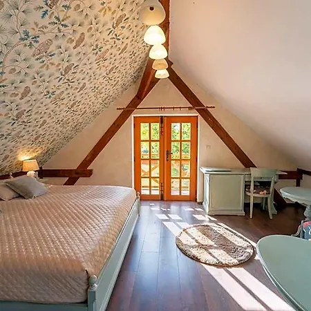 Zámeček - Chateau Lány - Depandance Stroodel Břeclav