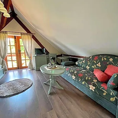 Inn Zamecek - Chateau Lany - Depandance Stroodel