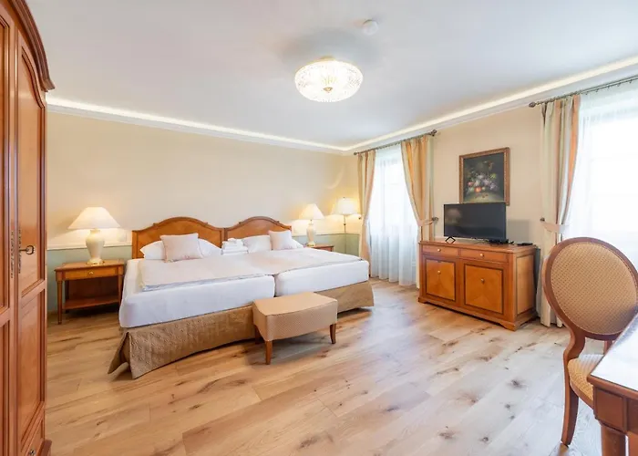 Zamecek - Chateau Lany - Depandance Stroodel Herberg Břeclav