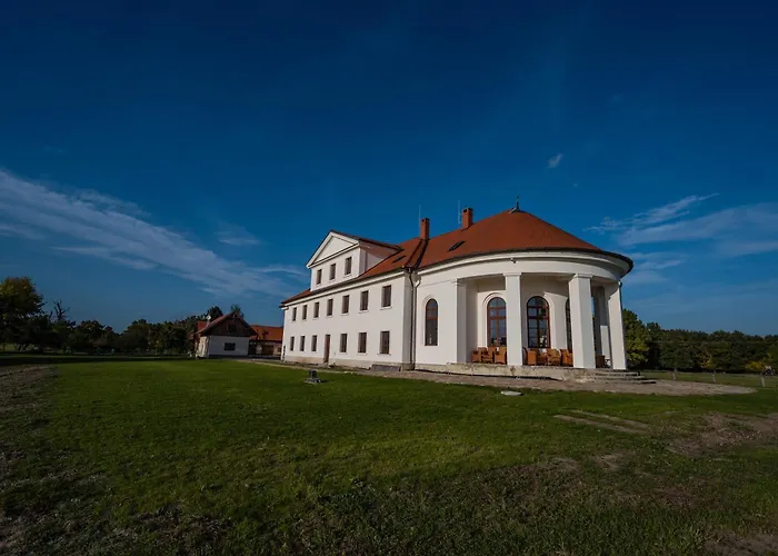 Zamecek - Chateau Lany - Depandance Stroodel